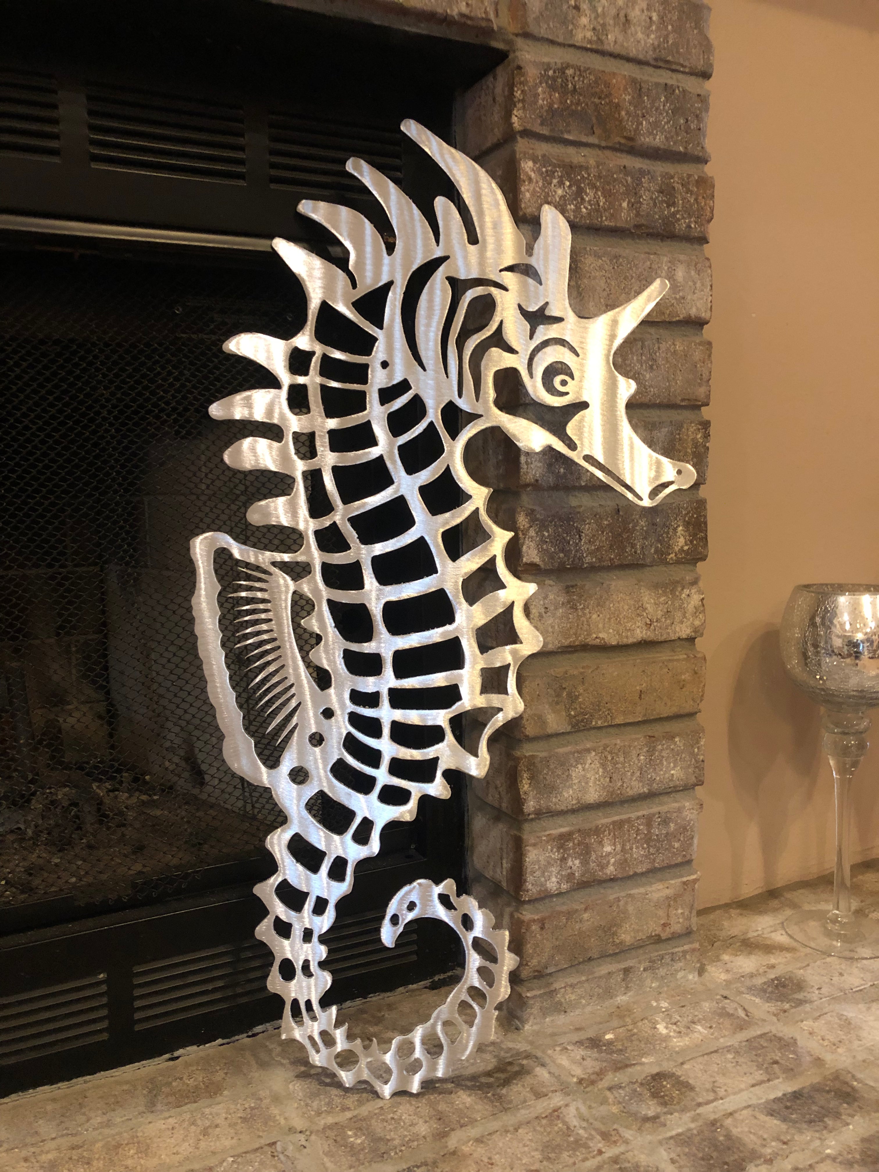 Divebombers Garage Seahorse Metal Wall Art – Beach Sea Life Home Decor, Raw Steel Cutout